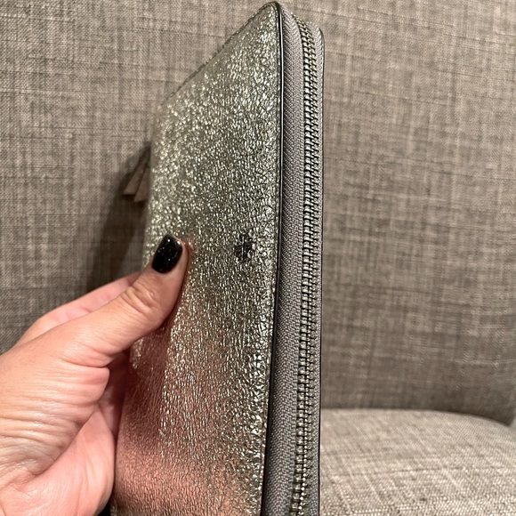 Tory Burch Metallic Wallet EUC - Picture 3 of 9